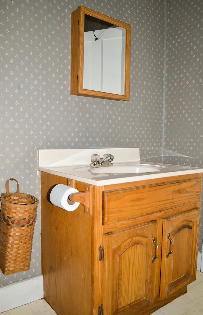 170 Brown Road Harrisville NH 03450