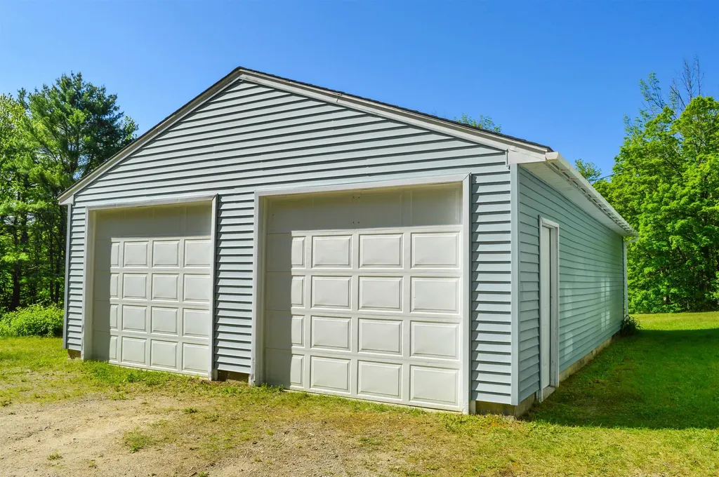 170 Brown Road Harrisville NH 03450