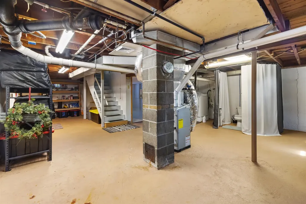 45 Cohas Avenue Manchester NH 03109