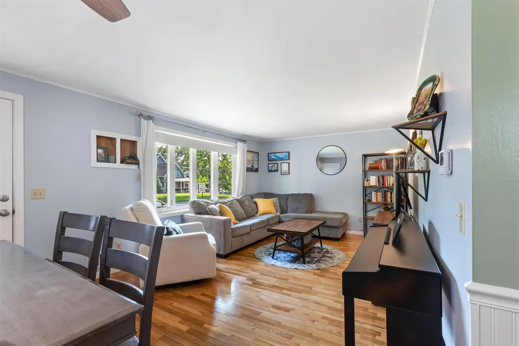 45 Cohas Avenue Manchester NH 03109