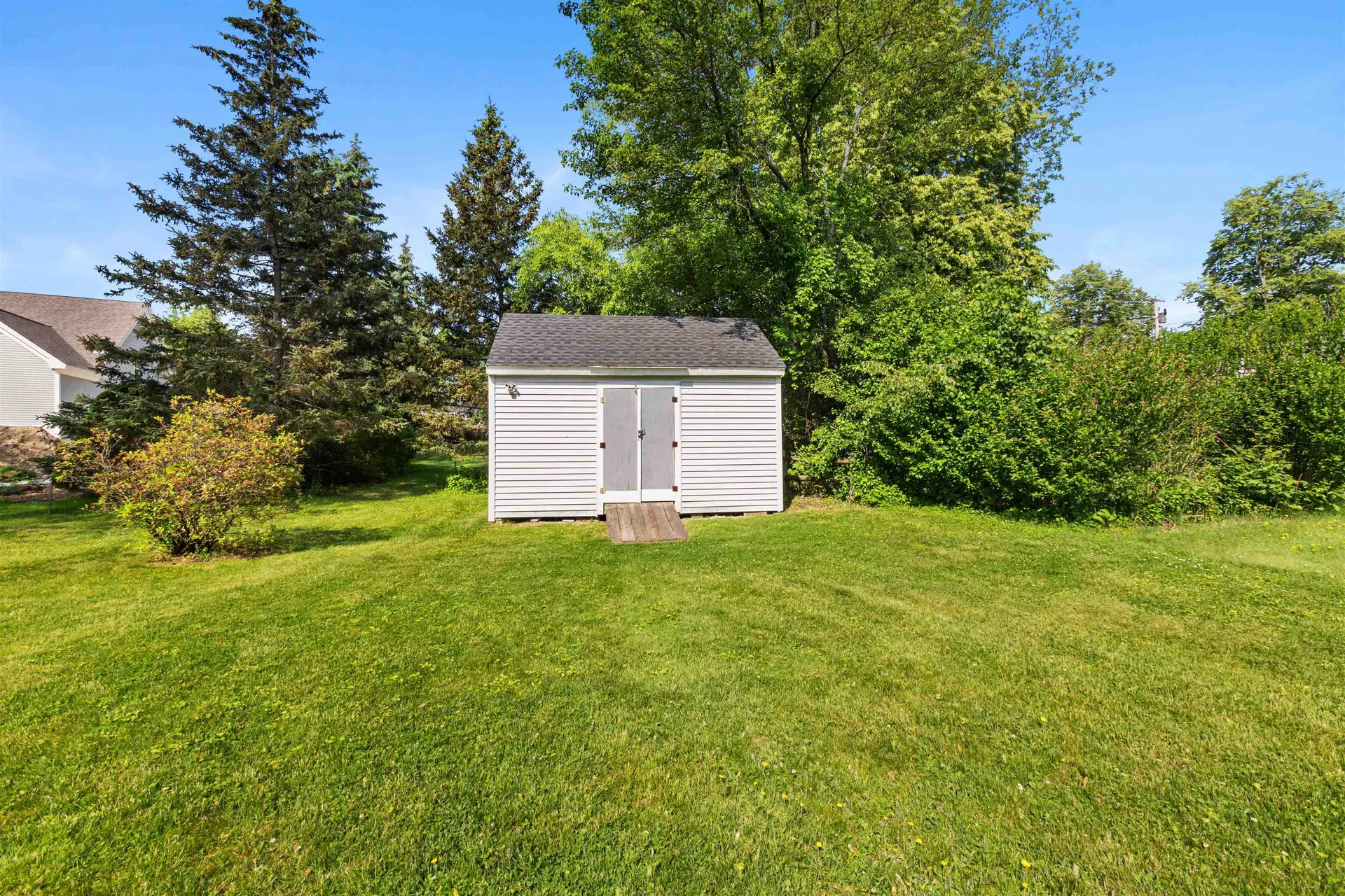 45 Cohas Avenue Manchester NH 03109