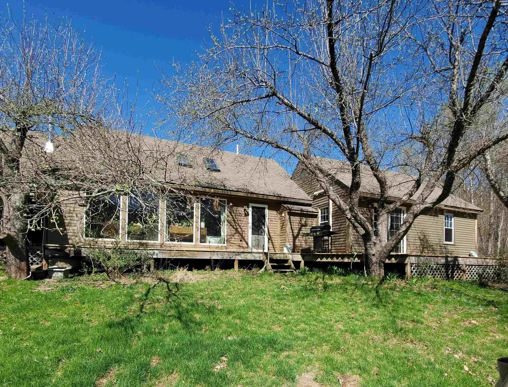 6 Alfano Drive Enfield NH 03748