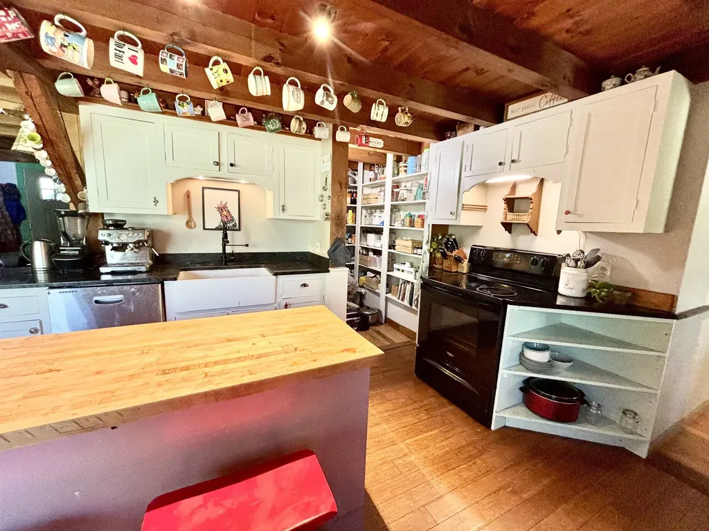 6 Alfano Drive Enfield NH 03748