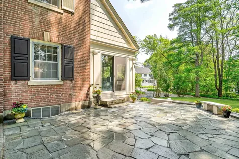 84 South Main Street Hanover NH 03755