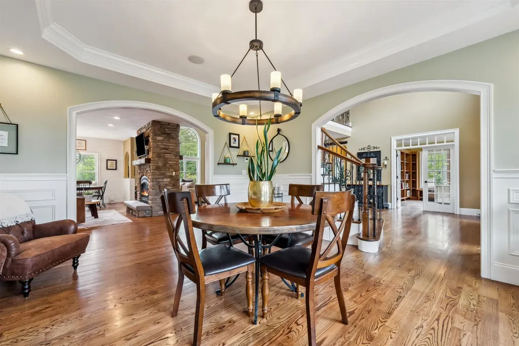 32 Burnham Road Windham NH 03087