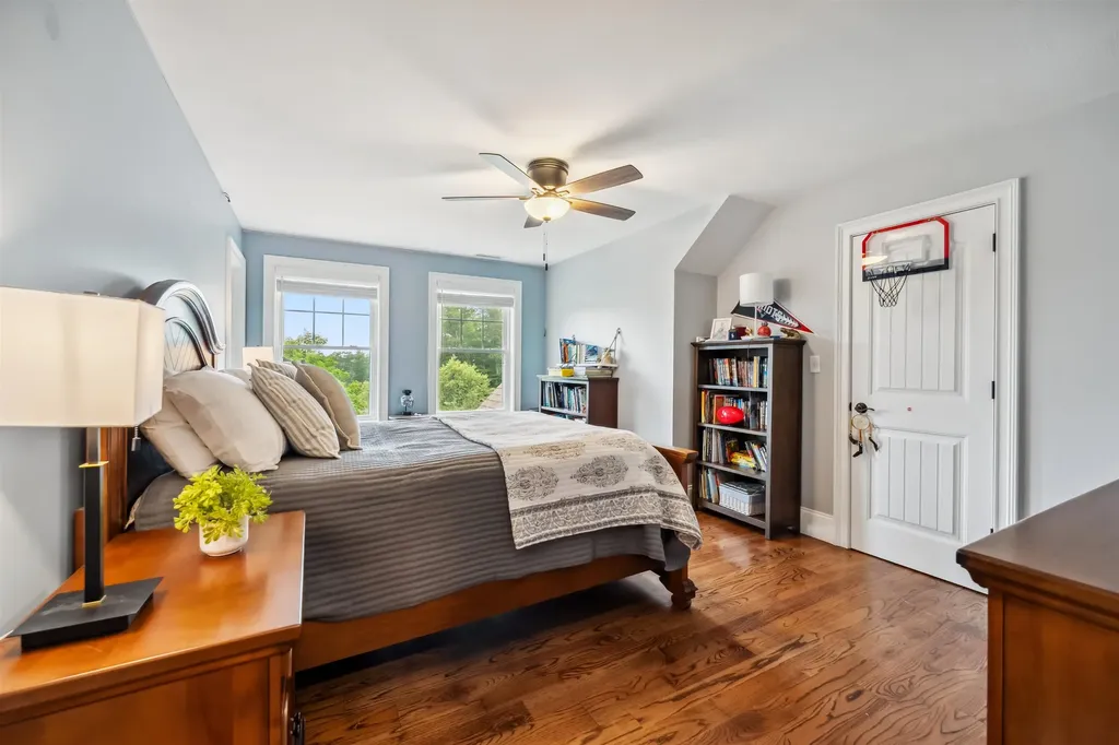 32 Burnham Road Windham NH 03087