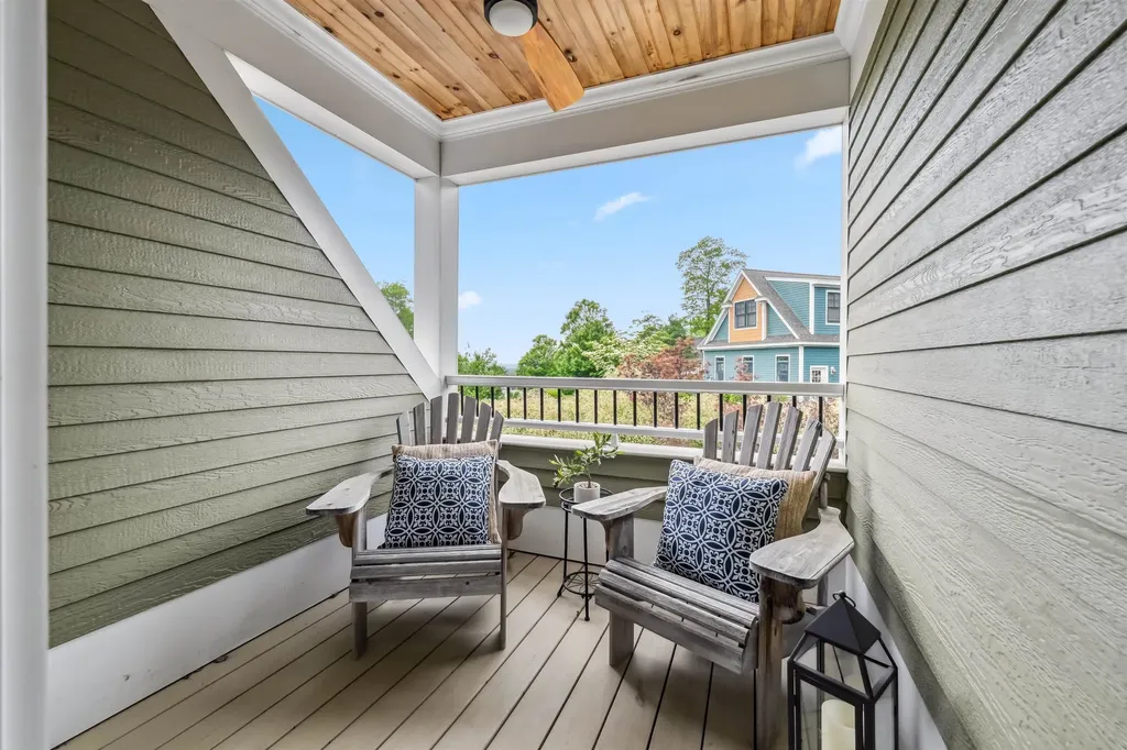 32 Burnham Road Windham NH 03087