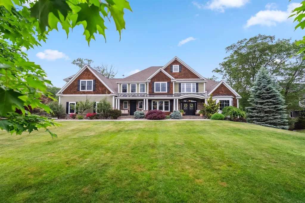 32 Burnham Road Windham NH 03087