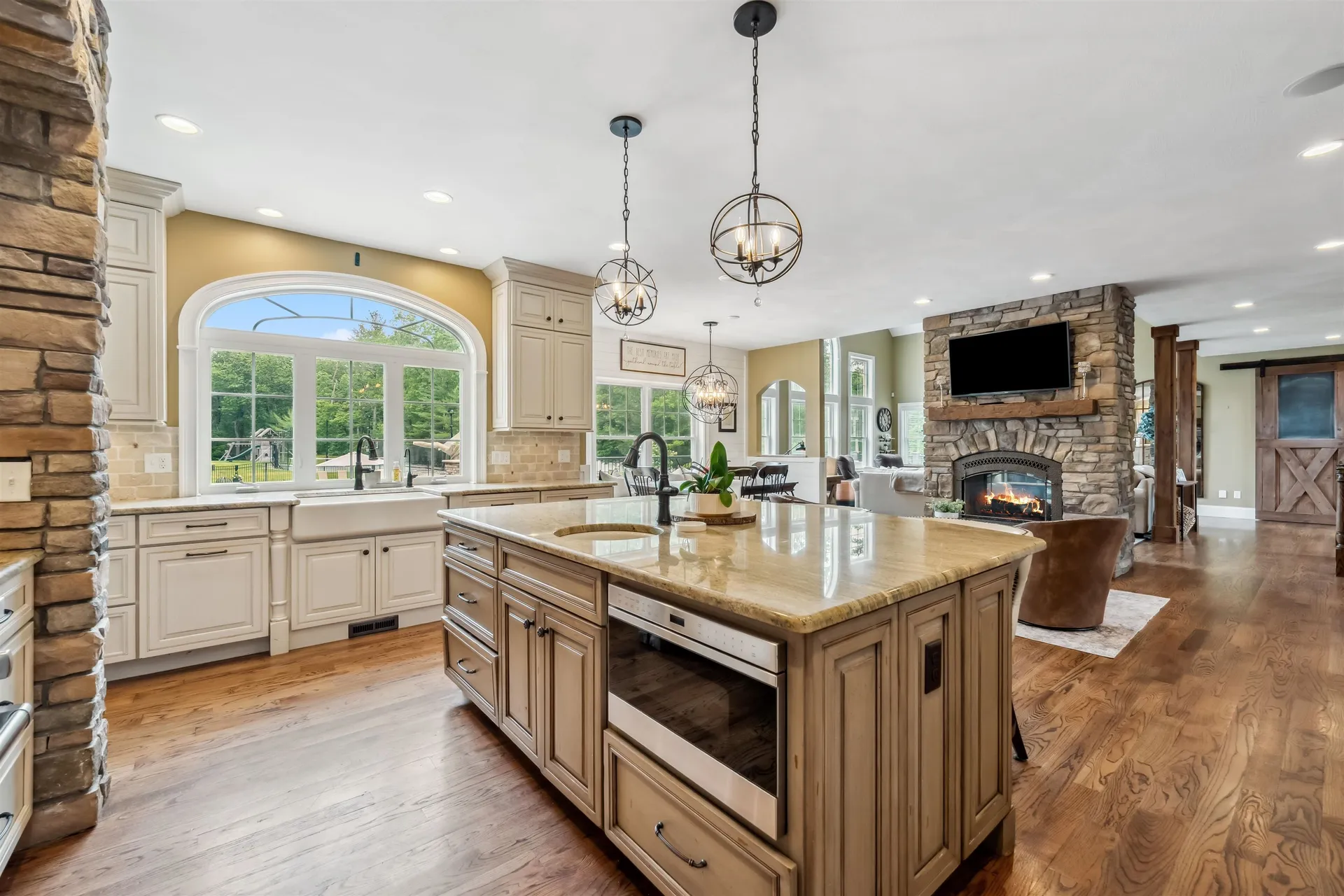 32 Burnham Road Windham NH 03087