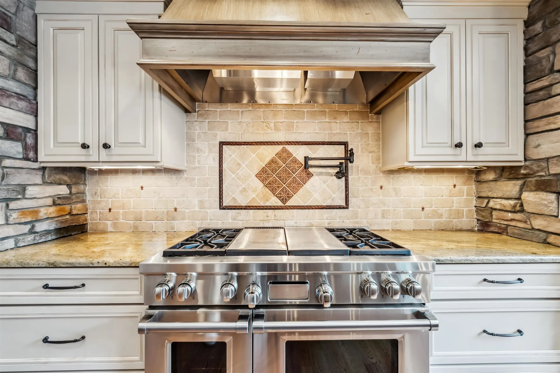 32 Burnham Road Windham NH 03087