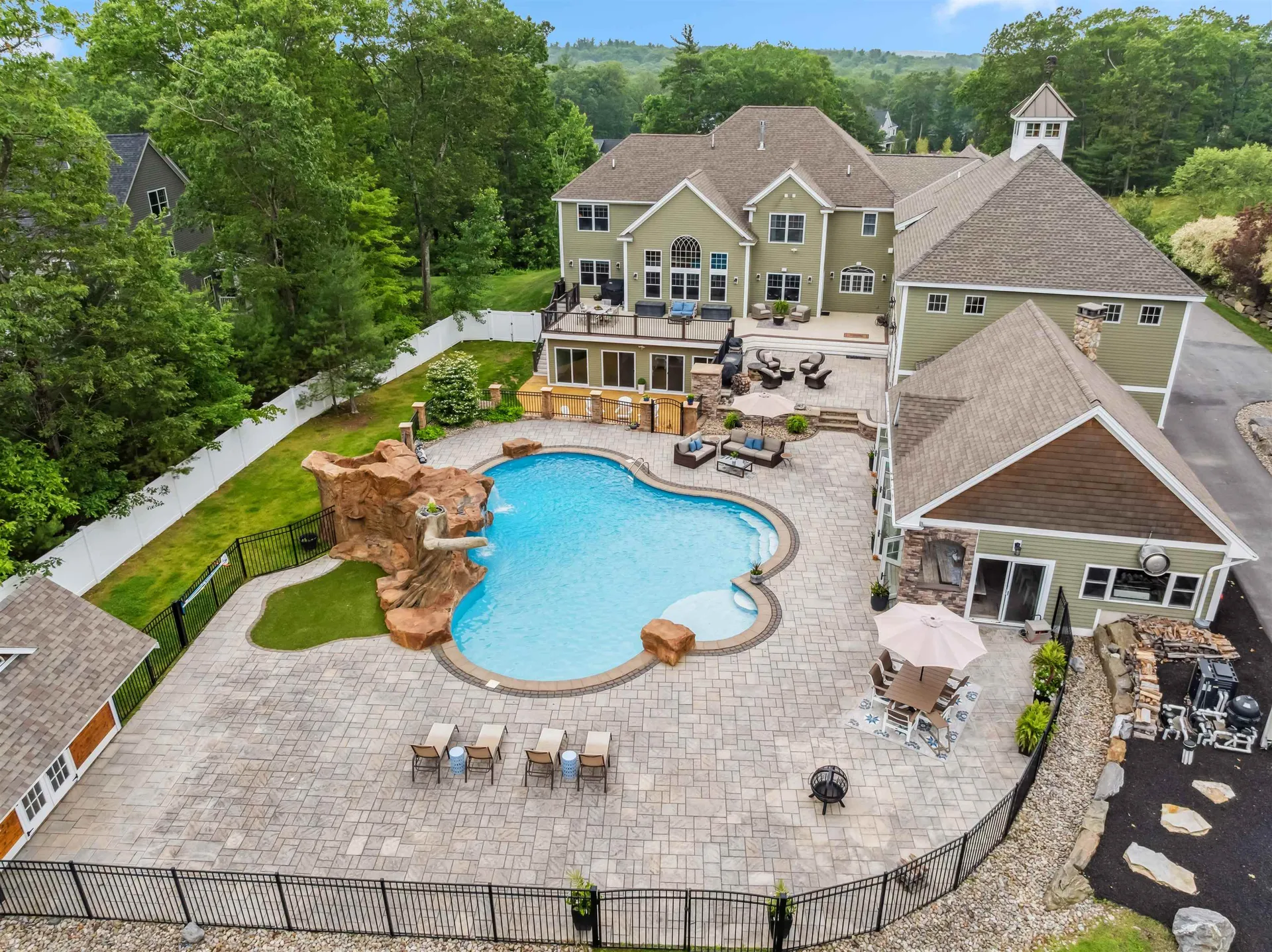 32 Burnham Road Windham NH 03087