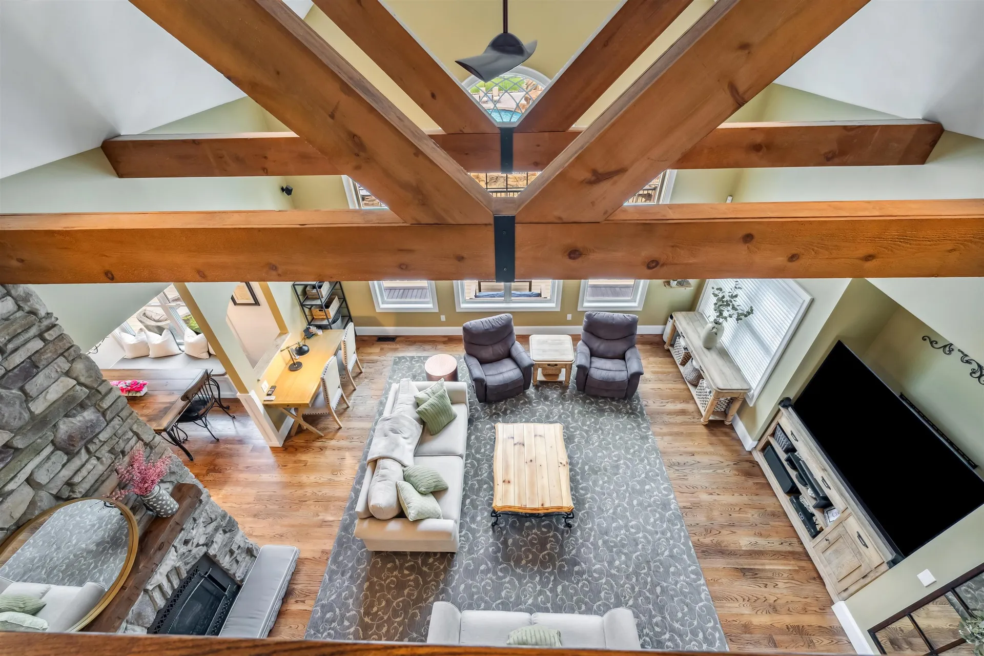 32 Burnham Road Windham NH 03087