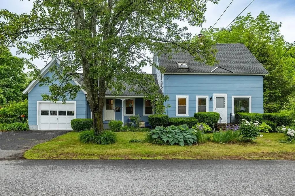 8 Donovan Street Concord NH 03301