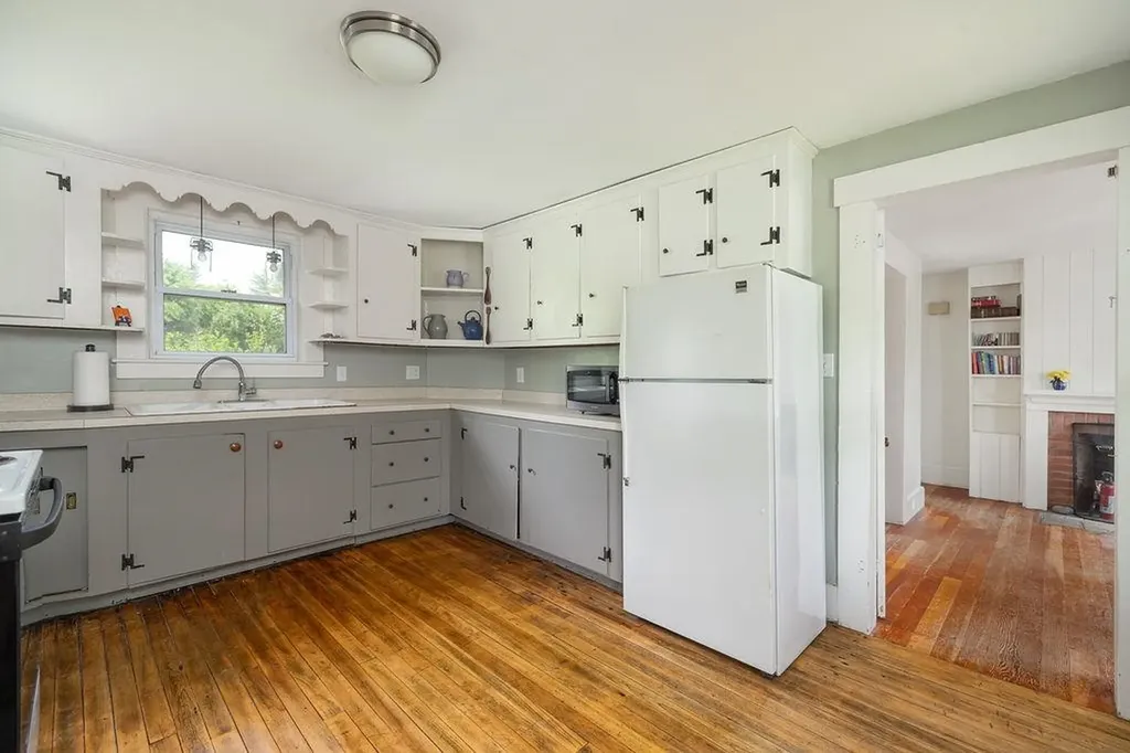 8 Donovan Street Concord NH 03301