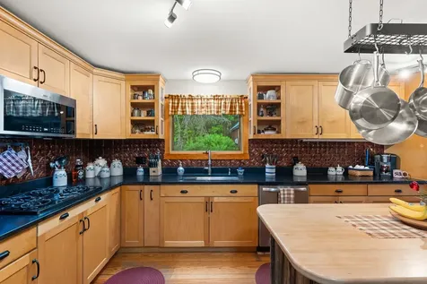 867 East Bethel Road Randolph VT 05061