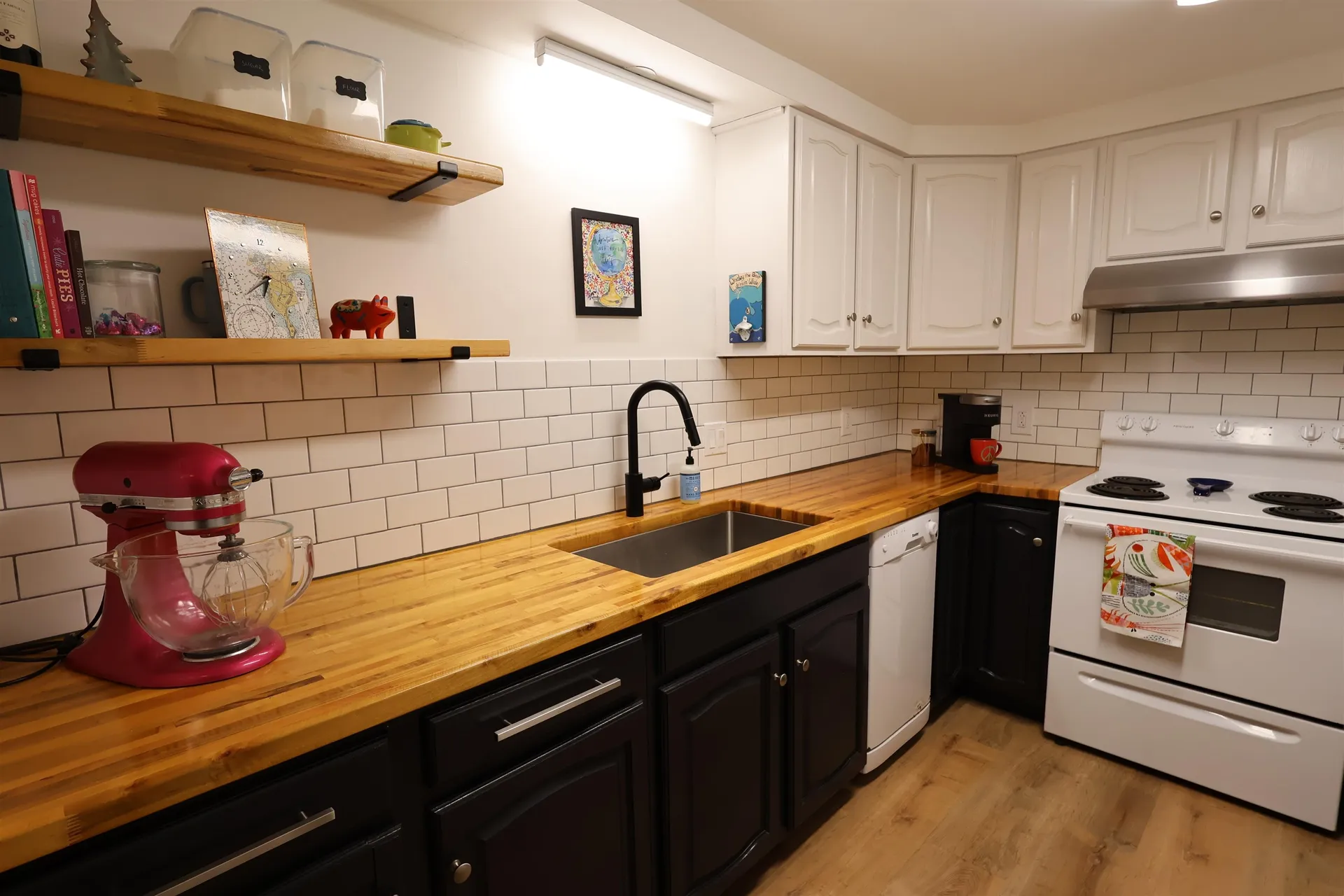 647 Bugbee Street Hartford VT 05001