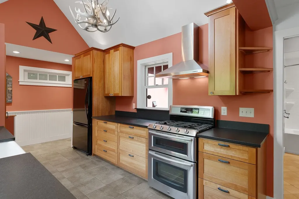 447 Village Woods Road Waitsfield VT 05673