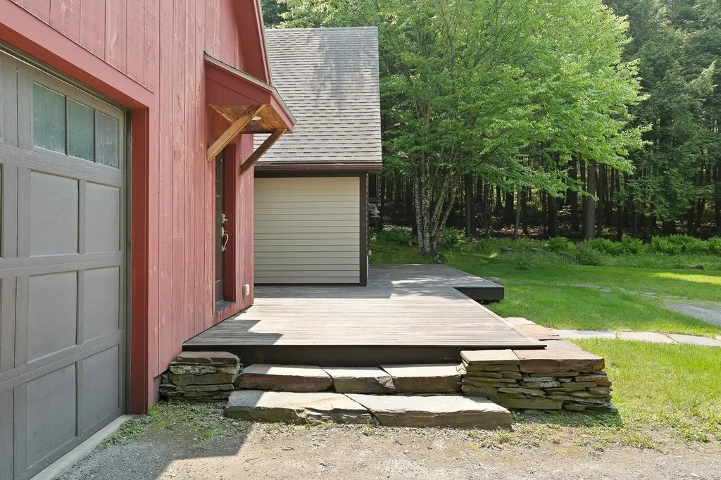 447 Village Woods Road Waitsfield VT 05673