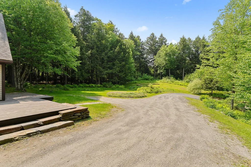 447 Village Woods Road Waitsfield VT 05673