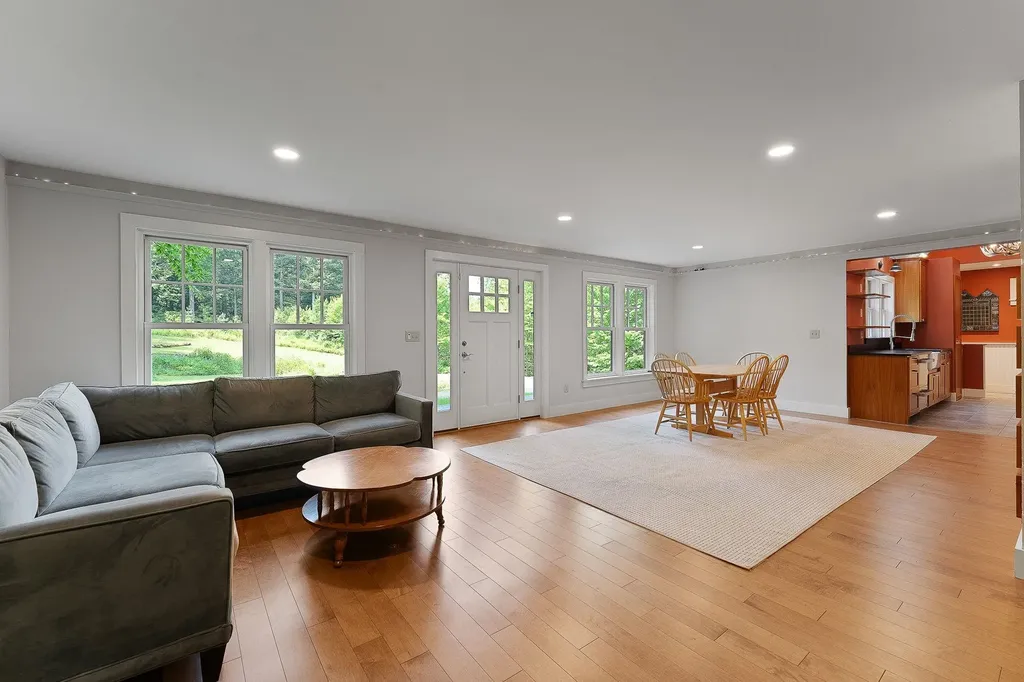 447 Village Woods Road Waitsfield VT 05673