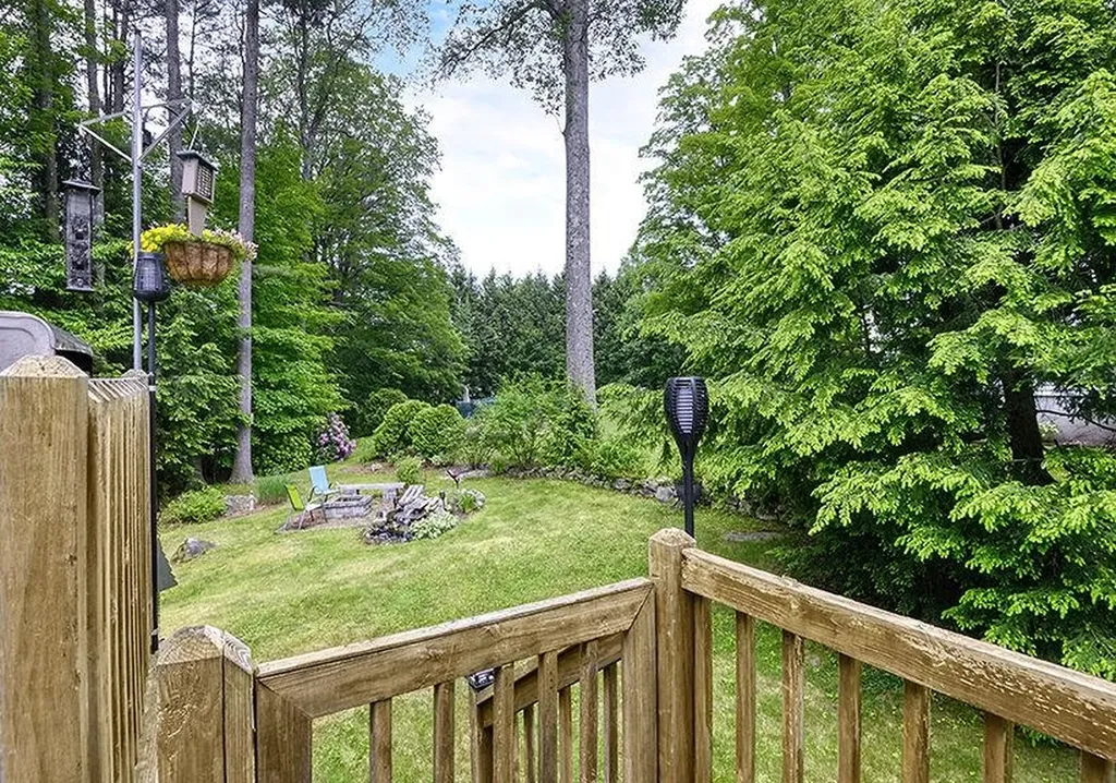 24 Woodridge Road Keene NH 03431