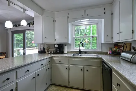 24 Woodridge Road Keene NH 03431