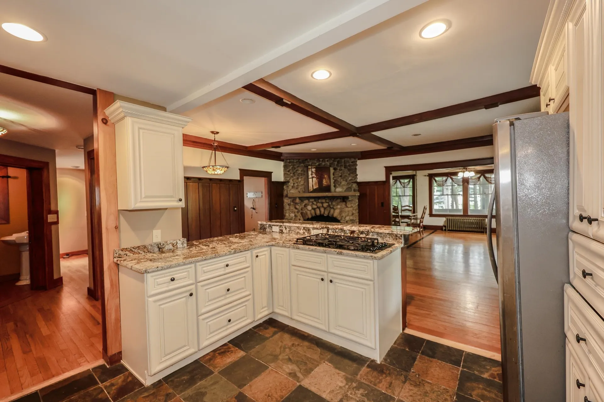 1366 Beech Street Manchester NH 03104