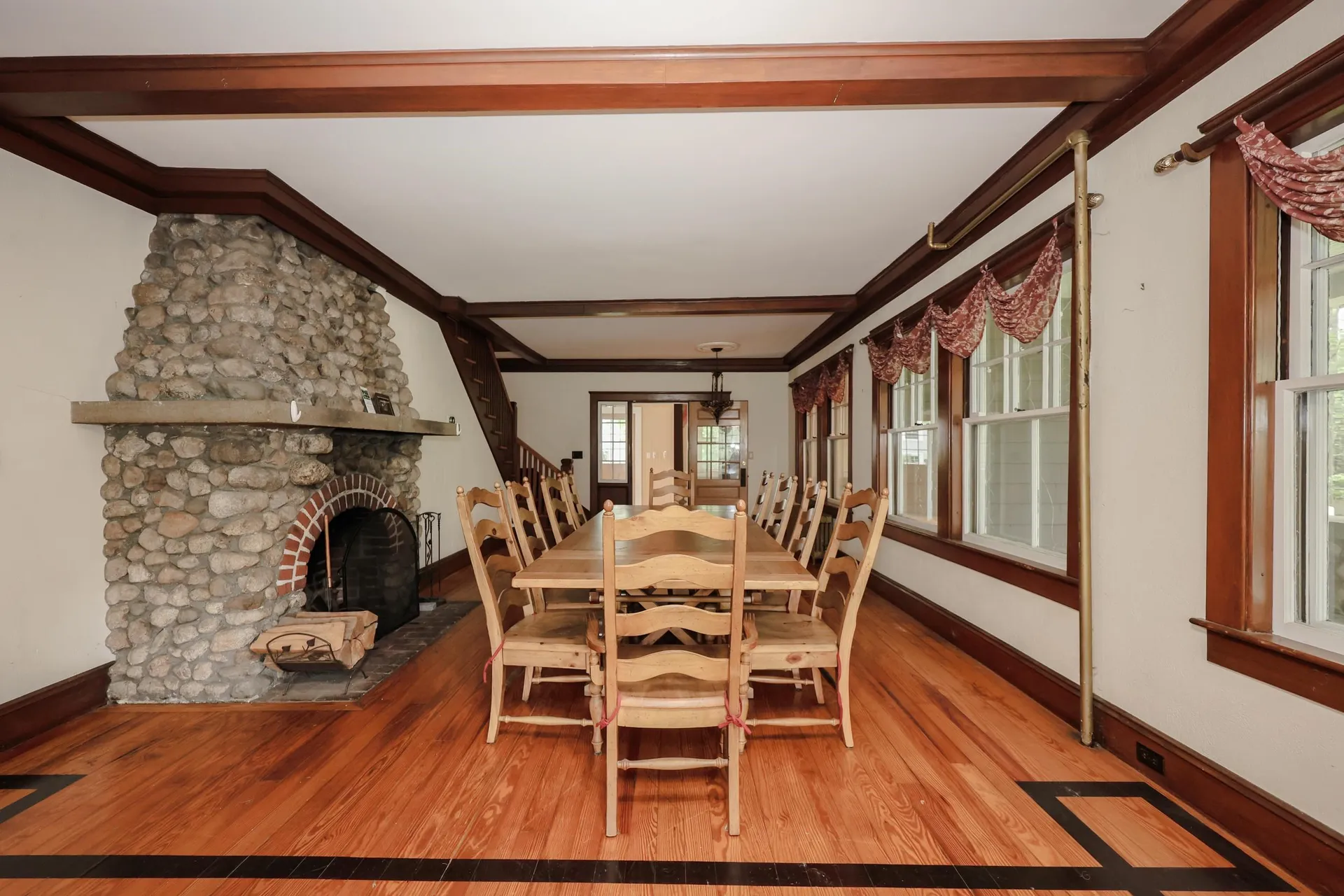 1366 Beech Street Manchester NH 03104