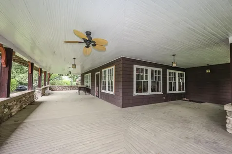 1366 Beech Street Manchester NH 03104