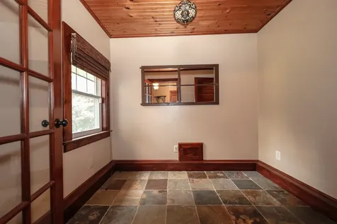 1366 Beech Street Manchester NH 03104