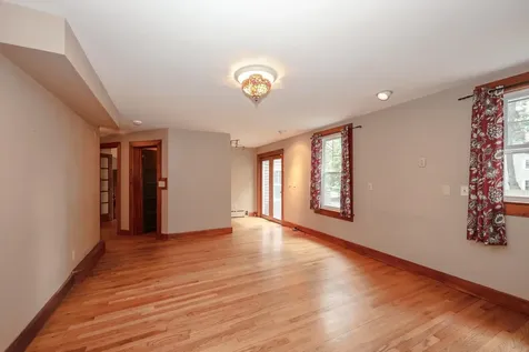 1366 Beech Street Manchester NH 03104