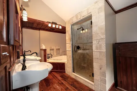 1366 Beech Street Manchester NH 03104