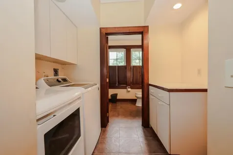 1366 Beech Street Manchester NH 03104