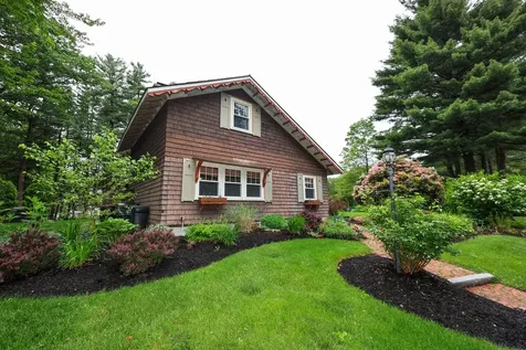 1366 Beech Street Manchester NH 03104