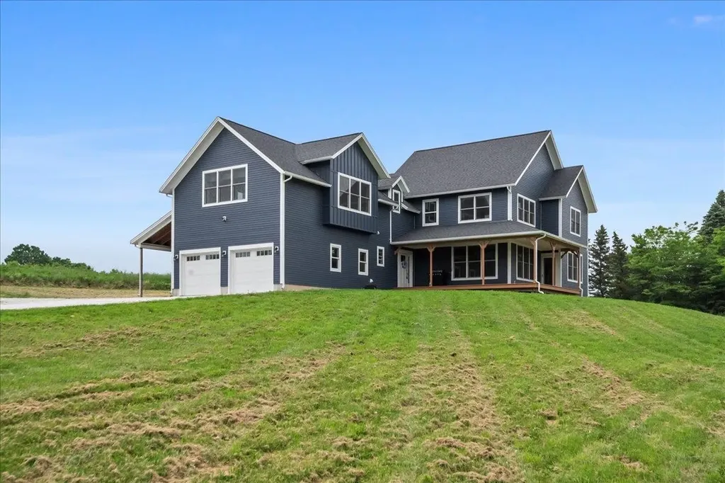 3888 Spear Street Charlotte VT 05445