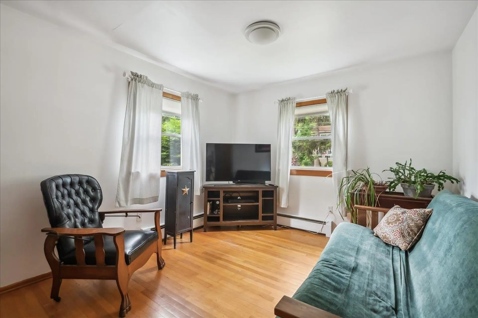 213 Pleasant Avenue Burlington VT 05408