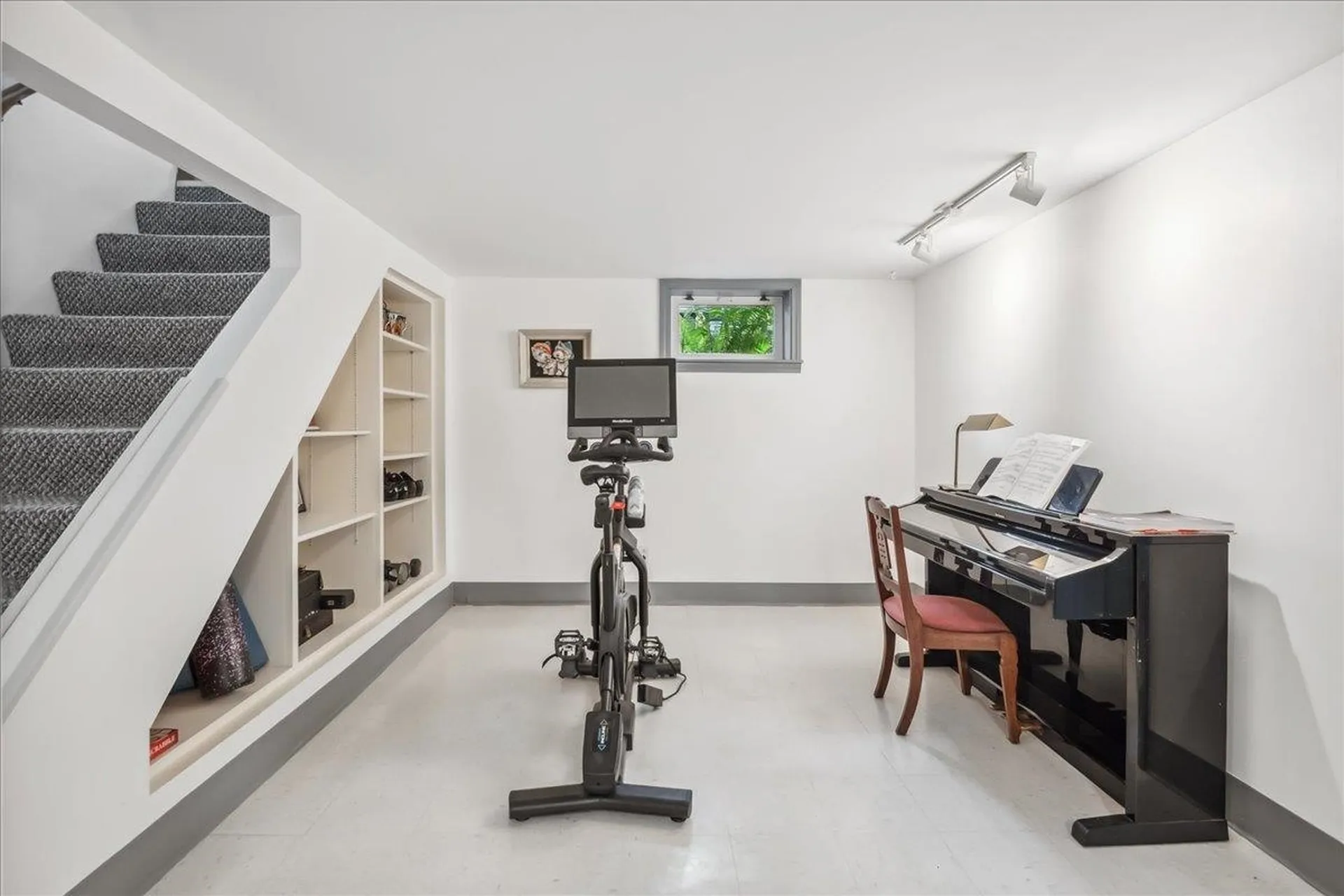 213 Pleasant Avenue Burlington VT 05408