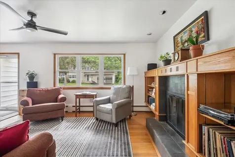 213 Pleasant Avenue Burlington VT 05408