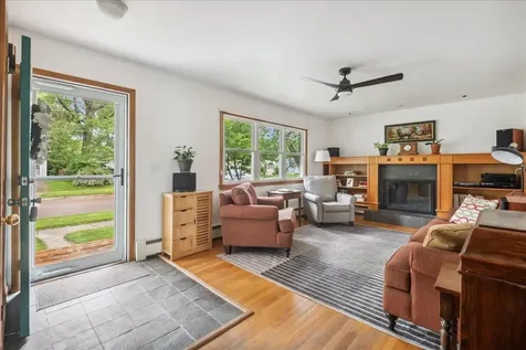 213 Pleasant Avenue Burlington VT 05408