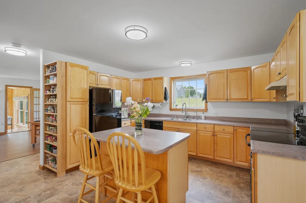 84 Tay Con Drive East Montpelier VT 05651