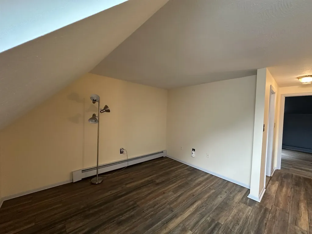 11 Pimlico Court Bedford NH 03110