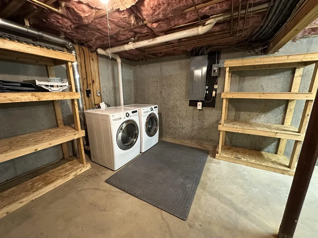 11 Pimlico Court Bedford NH 03110