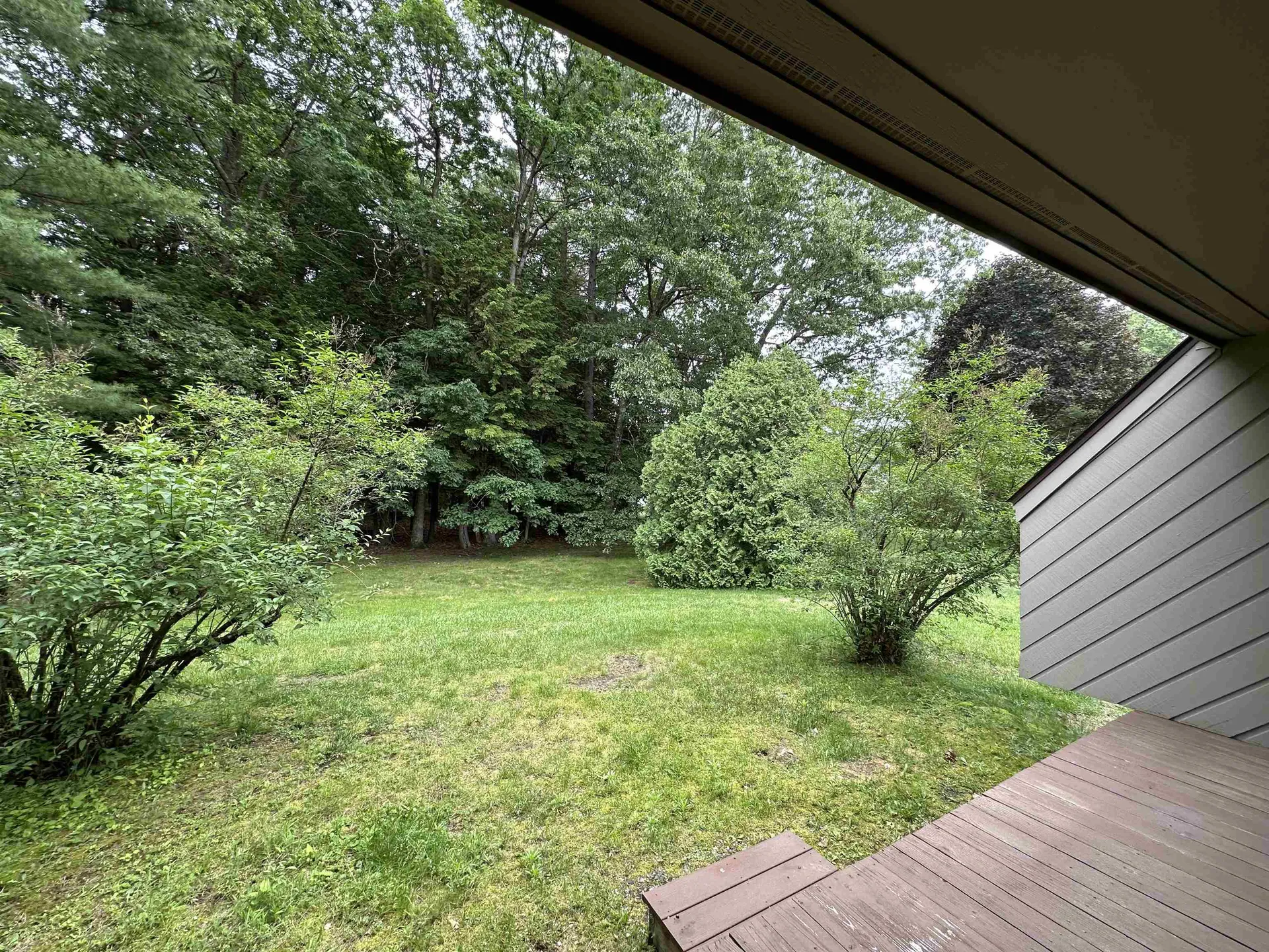 11 Pimlico Court Bedford NH 03110