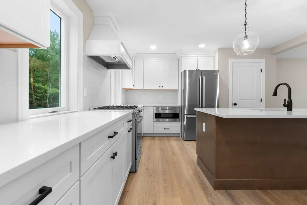 15 Valhalla Farm Road Hillsborough NH 03244