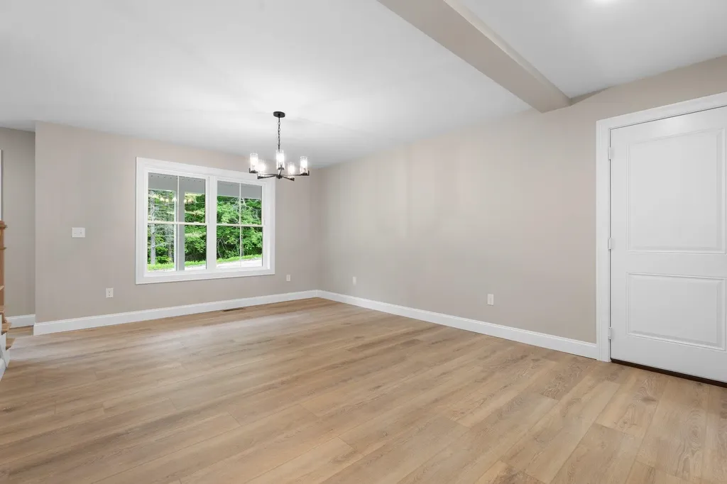 15 Valhalla Farm Road Hillsborough NH 03244