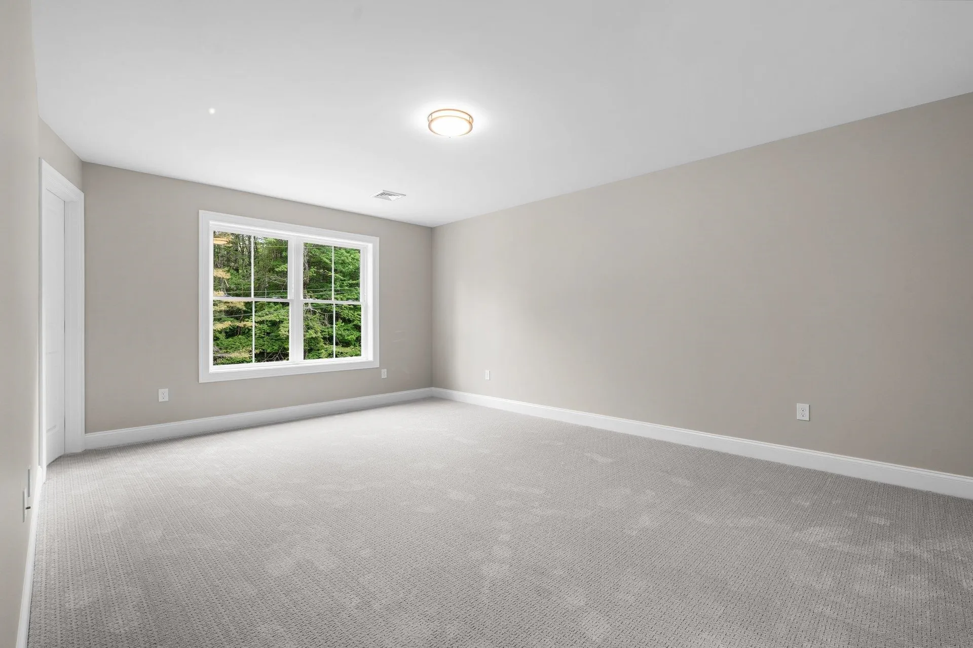 15 Valhalla Farm Road Hillsborough NH 03244