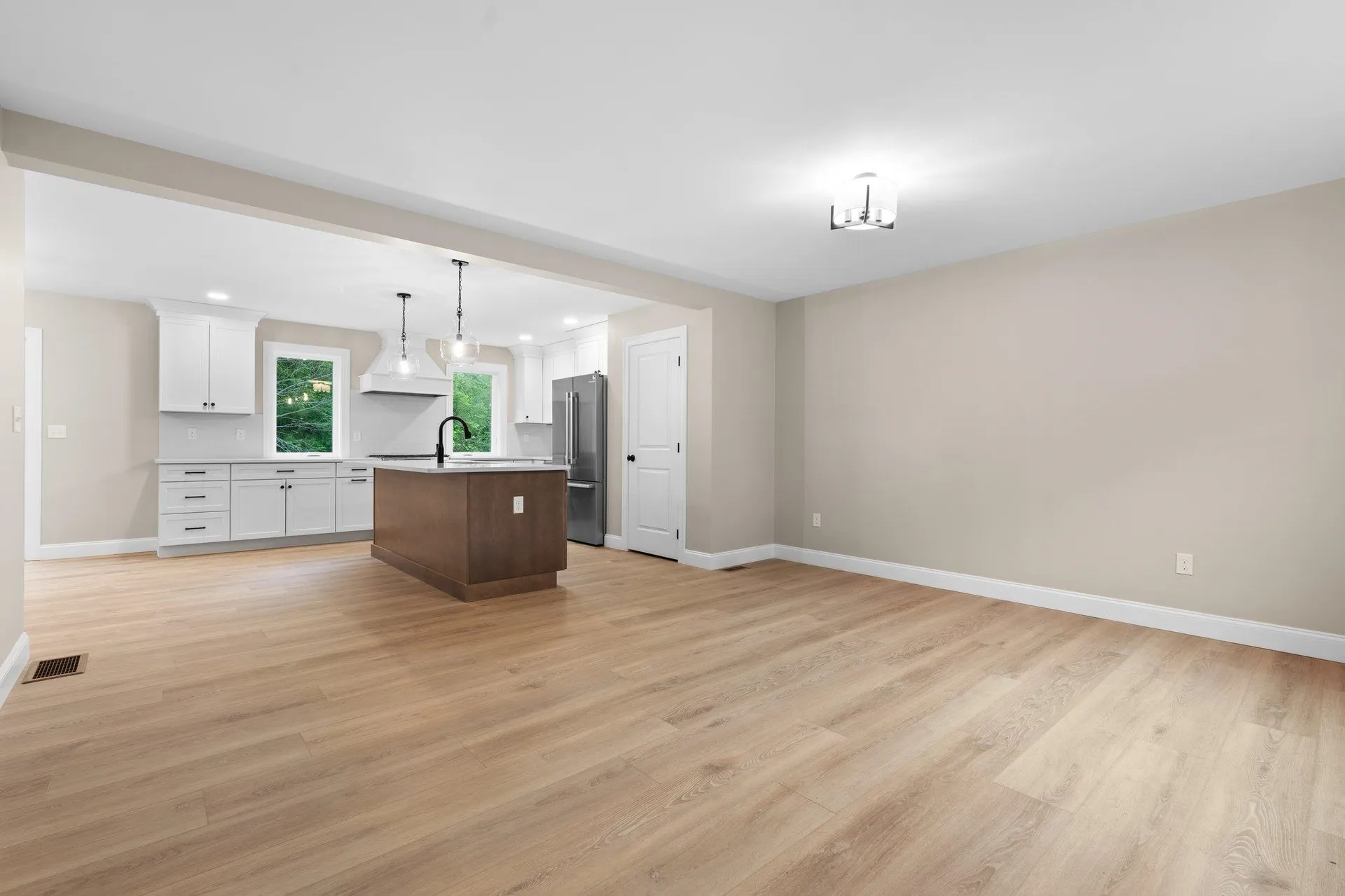 15 Valhalla Farm Road Hillsborough NH 03244