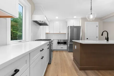 15 Valhalla Farm Road Hillsborough NH 03244