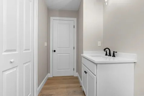 15 Valhalla Farm Road Hillsborough NH 03244