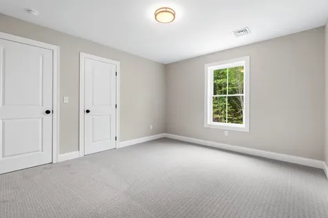 15 Valhalla Farm Road Hillsborough NH 03244